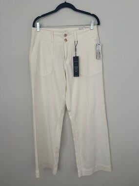 Liverpool LA Hannah Wide Leg With Utility Pockets Soft Denim Cream Size 6/28 NWT